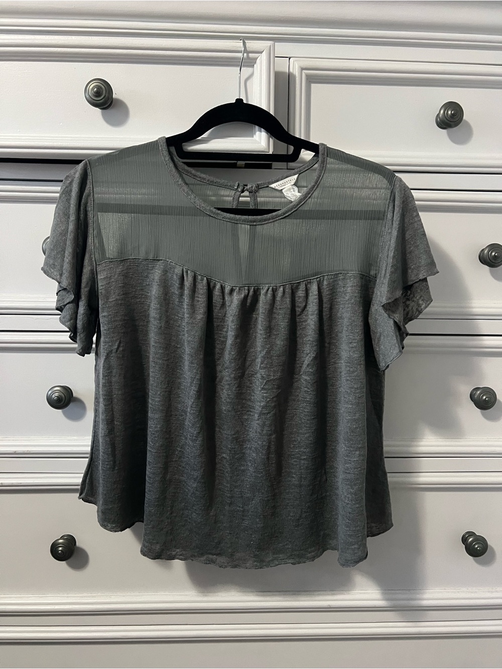 Aeropostale Gray Short Sleeve Mesh Yoke Blouse
